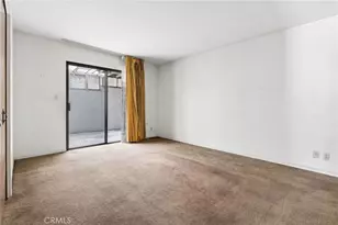 2431 Claremont, Los Angeles, CA 90027 - Photo 39