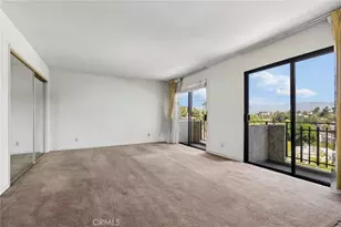 2431 Claremont, Los Angeles, CA 90027 - Photo 49