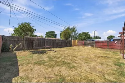11327 Adonis Avenue, Norwalk, CA 90650 - Photo 35