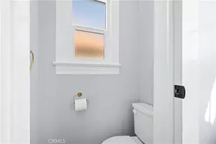 136 W 43rd Pl, Los Angeles, CA 90037 - Photo 29