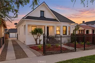 136 W 43rd Pl, Los Angeles, CA 90037 - Photo 1