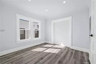 136 W 43rd Pl, Los Angeles, CA 90037 - Photo 13