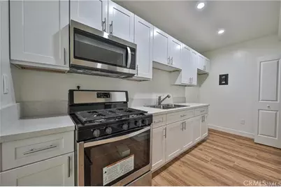 210 Belmont Avenue, Los Angeles, CA 90026 - Photo 3