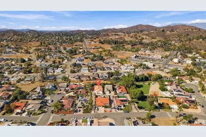 23856 Outrigger, Canyon Lake, CA 92587 - Photo 9