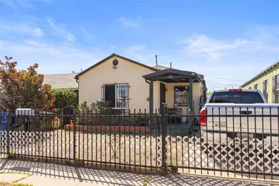 650 W 107th Street, Los Angeles, CA 90044 - Photo 1