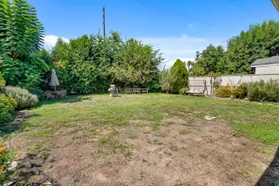 7027 N Muscatel, San Gabriel, CA 91775 - Photo 63