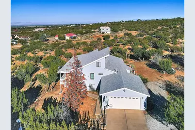 9638 Ponderosa Road, Pinon Hills, CA 92372 - Photo 13