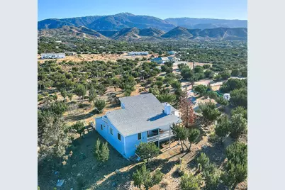 9638 Ponderosa Road, Pinon Hills, CA 92372 - Photo 11