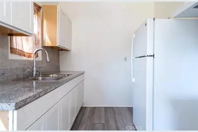 4237 8th Avenue, Los Angeles, CA 90008 - Photo 9