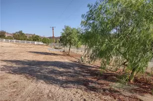22060 Caballeros, Nuevo, CA 92567 - Photo 13