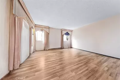915 E 41st, Los Angeles, CA 90011 - Photo 39