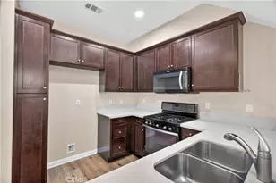 14118 W Pine, Van Nuys, CA 91405 - Photo 13