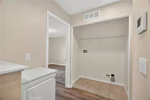 14118 W Pine, Van Nuys, CA 91405 - Photo 27
