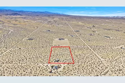 4225 Cathy's Lane, Landers, CA 92285 - Photo 15