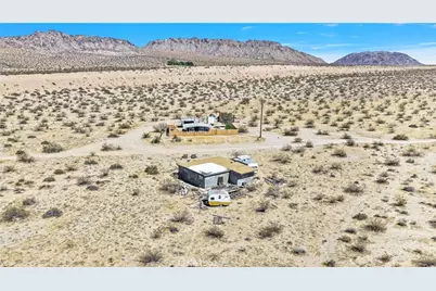 4225 Cathy's Lane, Landers, CA 92285 - Photo 5