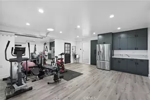 10446 White Oak, Granada Hills, CA 91344 - Photo 57
