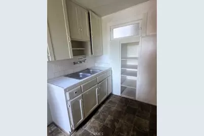 1437 Bonnie Brae Street, Los Angeles, CA 90006 - Photo 13