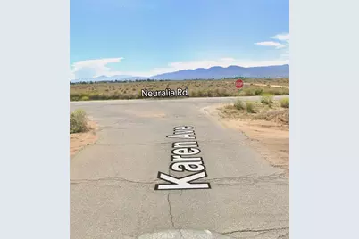 2880 Neuralia Road, California City, CA 93505 - Photo 5