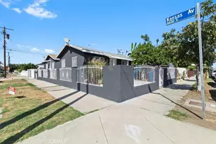 1049 W 67th, Los Angeles, CA 90044 - Photo 3