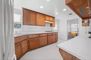 12822 Glynn Ave, Downey, CA 90242 - Photo 19