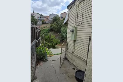 4018 Guardia, Los Angeles, CA 90032 - Photo 5