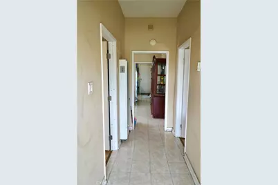 11218 Belhaven, Los Angeles, CA 90059 - Photo 9