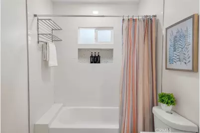 103 N Harvard, Los Angeles, CA 90004 - Photo 33