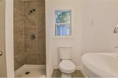 1606 E 52nd, Los Angeles, CA 90011 - Photo 43