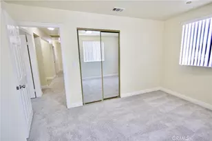 723 E 76th Pl, Los Angeles, CA 90001 - Photo 31