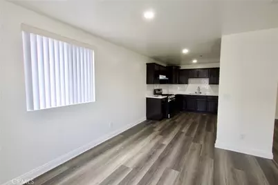723 E 76th Pl, Los Angeles, CA 90001 - Photo 9
