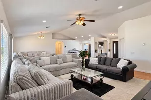 15616 Winnebago, Apple Valley, CA 92307 - Photo 11