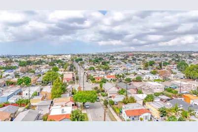 2512 W 60th Street, Los Angeles, CA 90043 - Photo 33