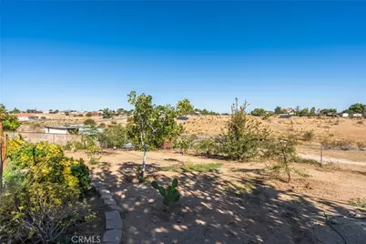 18572 Atlantic, Hesperia, CA 92345 - Photo 35