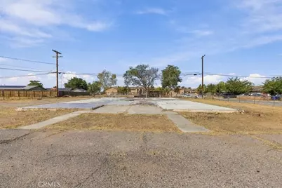 18262 Cherimoya, Adelanto, CA 92301 - Photo 25