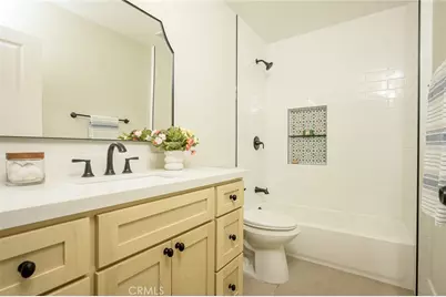 12126 Ainsworth St, Los Angeles, CA 90044 - Photo 21