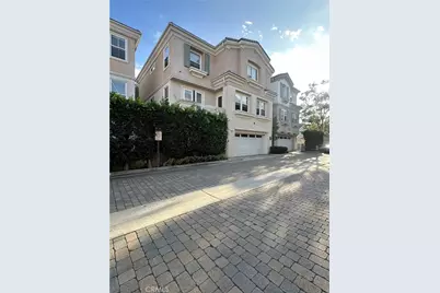7832 Daisy Circle, Huntington Beach, CA 92648 - Photo 3