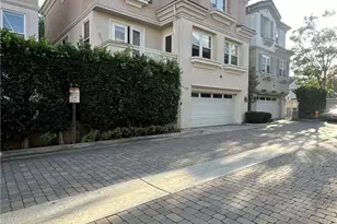 7832 Daisy Cir, Huntington Beach, CA 92648 - Photo 3