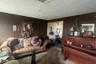 1605 Madison, Bakersfield, CA 93307 - Photo 5