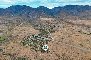 29310 Devils Punch Bowl, Juniper Hills, CA 93553 - Photo 23