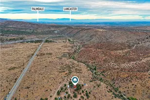 29310 Devils Punch Bowl, Juniper Hills, CA 93553 - Photo 21