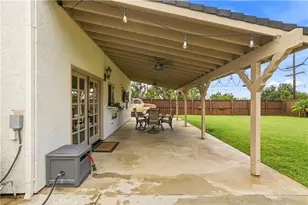 13945 Simshaw Ave, Sylmar, CA 91342 - Photo 9
