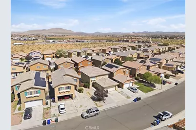 14368 Honeyhill St, Victorville, CA 92394 - Photo 35