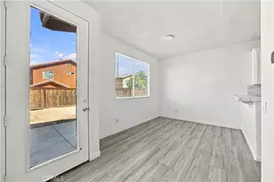 14368 Honey Hill St, Victorville, CA 92394 - Photo 7