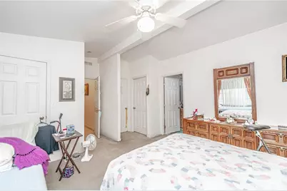 10001 W Frontage #113, South Gate, CA 90280 - Photo 21