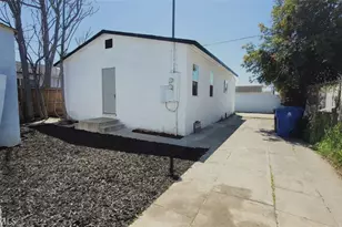242 W 58th, Los Angeles, CA 90037 - Photo 5