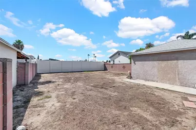 9142 Rendalia Street, Bellflower, CA 90706 - Photo 23