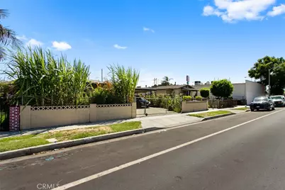 6882 Jaboneria, Bell Gardens, CA 90201 - Photo 3