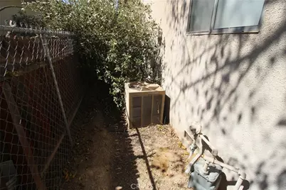 940 S Taylor, Hemet, CA 92543 - Photo 25