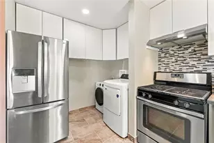 669 E Matchwood Pl, Azusa, CA 91702 - Photo 17