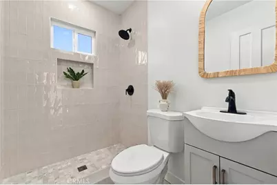 2435 Gale Ave, Long Beach, CA 90810 - Photo 29